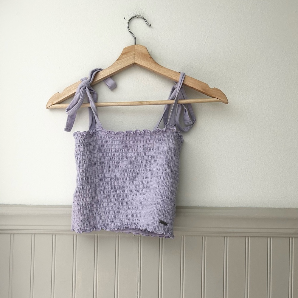 Hollister Small Lilac Purple Smocked Bodice Crop Top Shoulder Tied